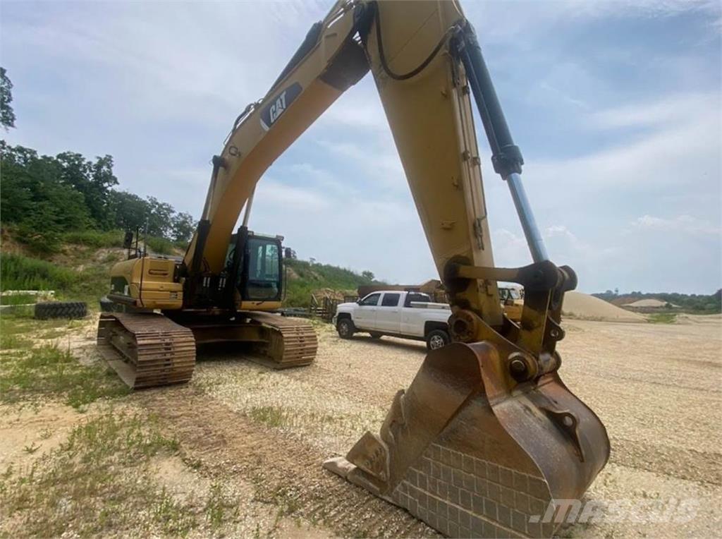 CAT 330DL Crawler excavators