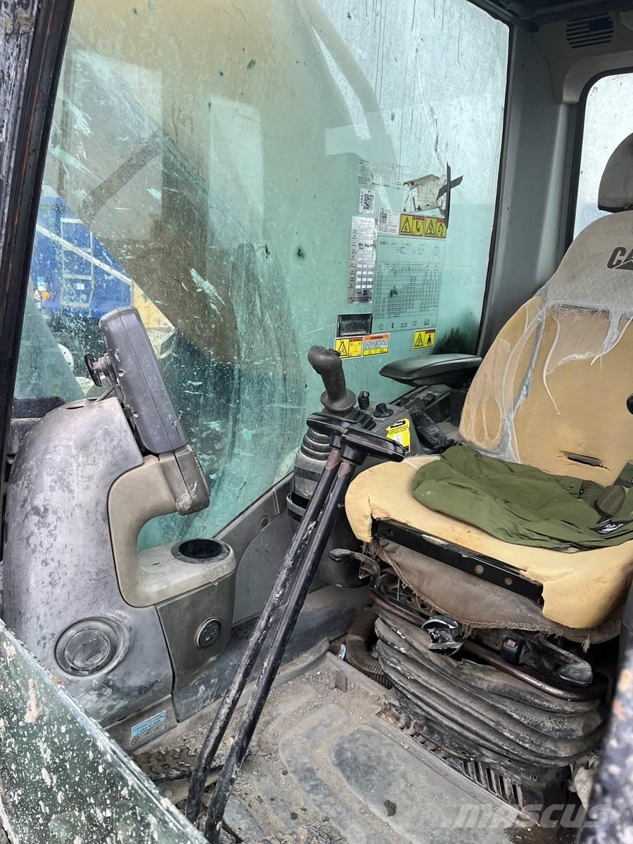 CAT 345CL Crawler excavators