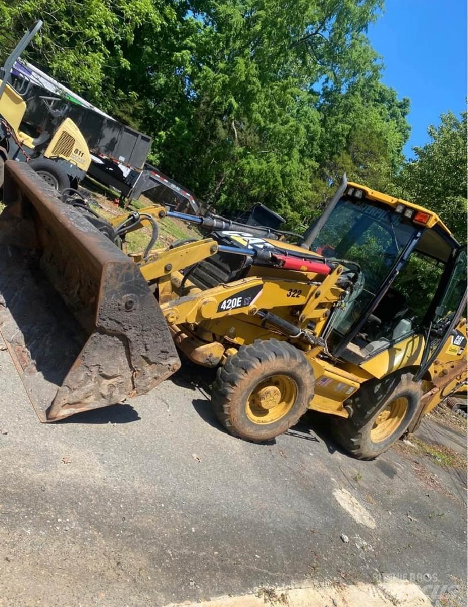 CAT 420E Backhoe loaders