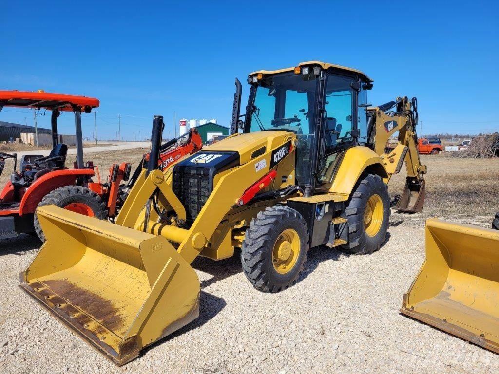 CAT 420F2 Backhoe loaders