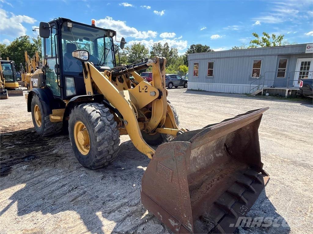 CAT 906 Wheel loaders