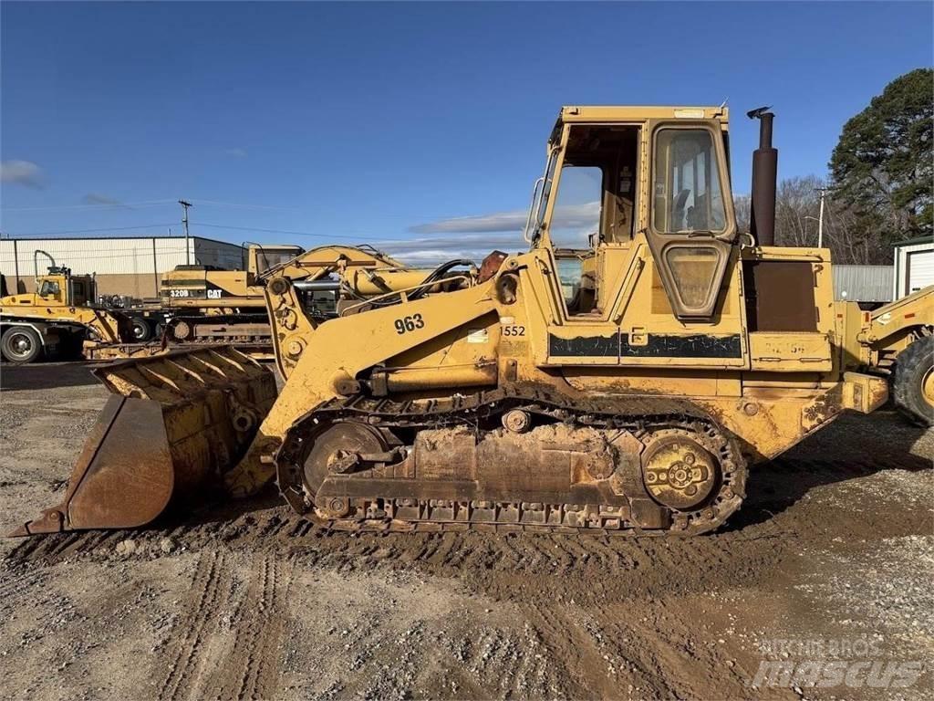 CAT 963 Crawler loaders