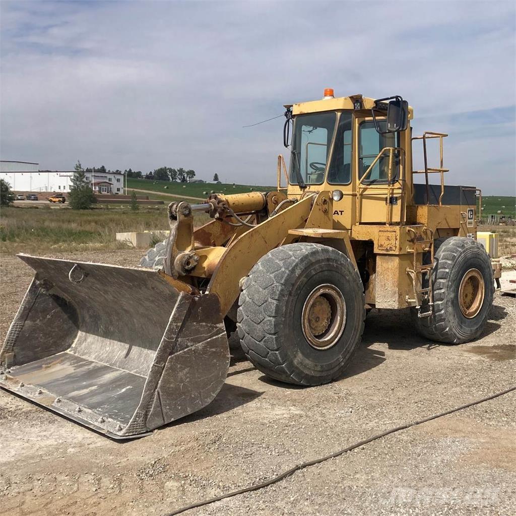 CAT 966D Wheel loaders