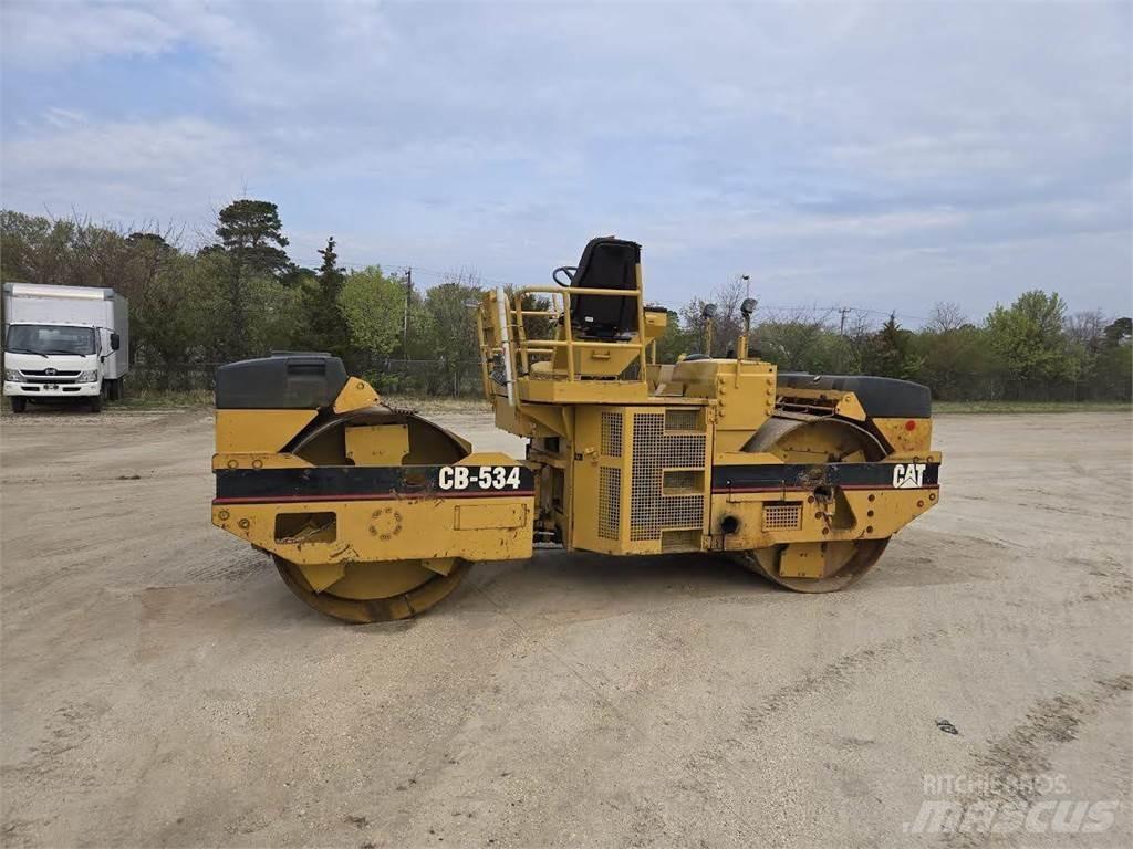 CAT CB-534 Single drum rollers