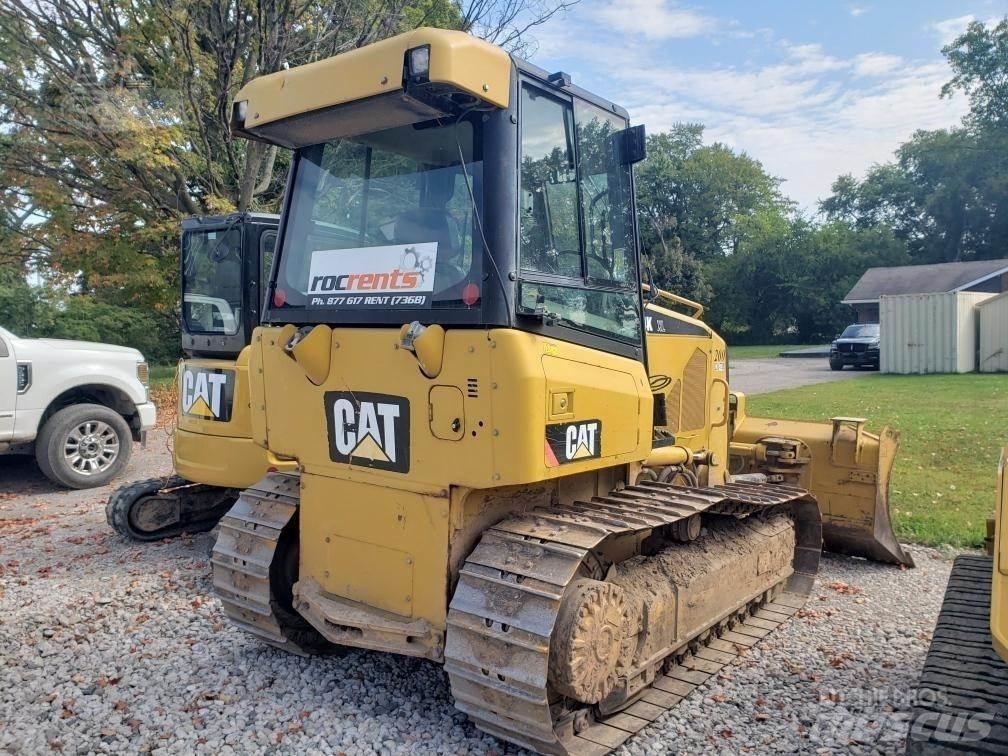 CAT D4K XL Crawler dozers