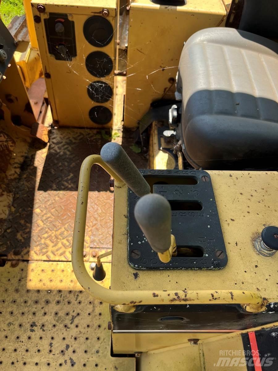CAT D5C Crawler dozers
