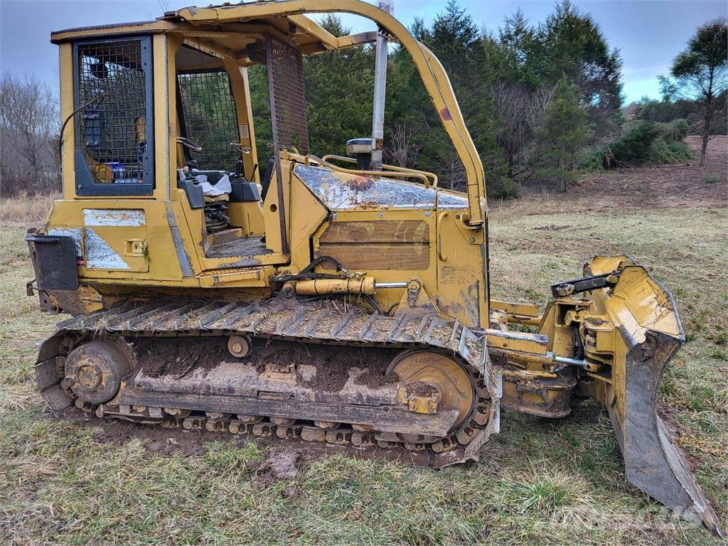 CAT D5G XL Crawler dozers