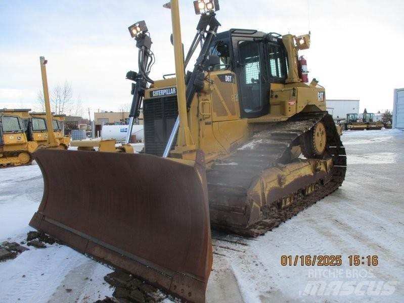 CAT D6T Crawler dozers