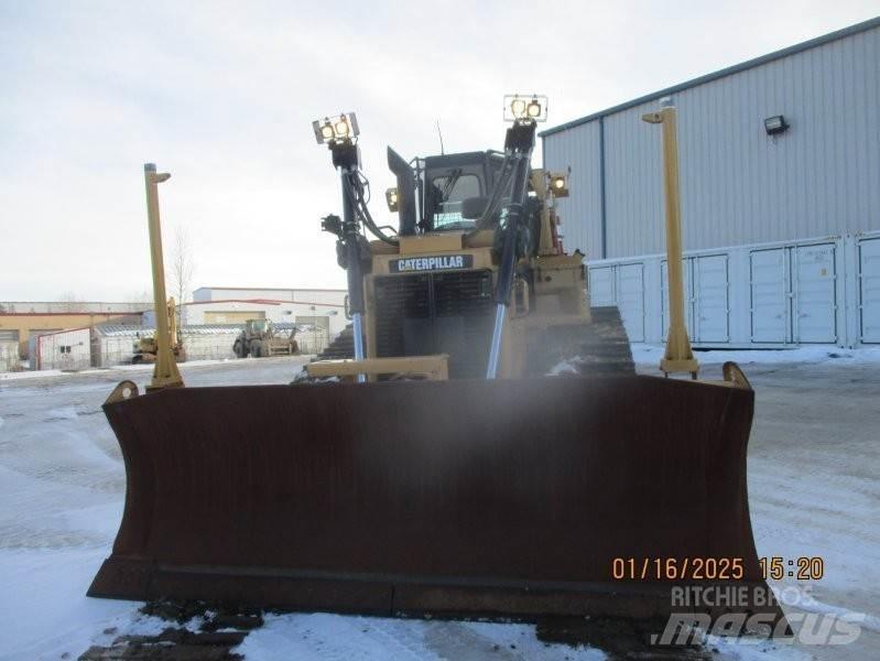 CAT D6T Crawler dozers