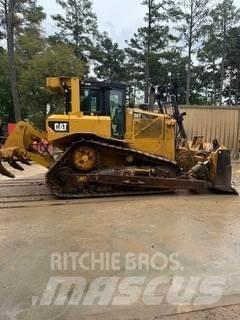 CAT D6T XL Crawler dozers