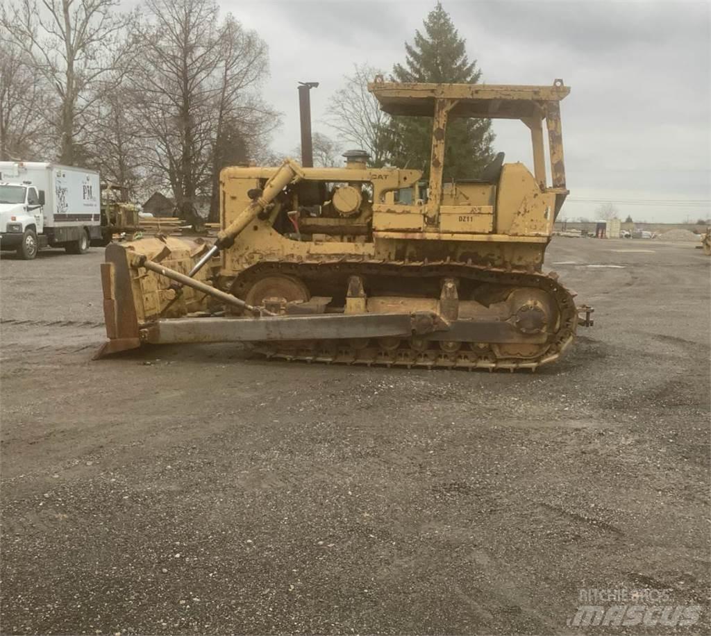 CAT D7F Crawler dozers