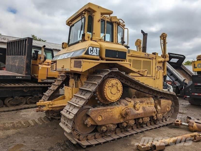 CAT D8N Crawler dozers
