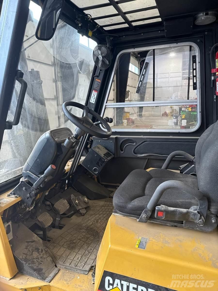 CAT Other Forklift trucks - others
