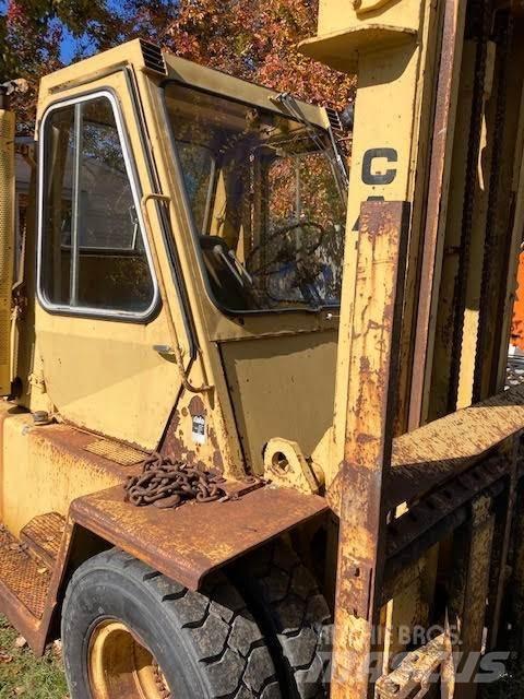 CAT V120 Forklift trucks - others