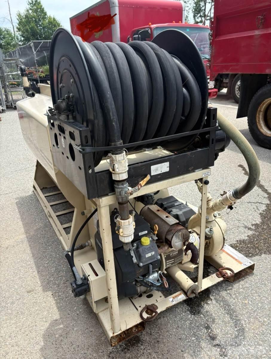Finn T30 Receiving hoppers, blowers and elevators