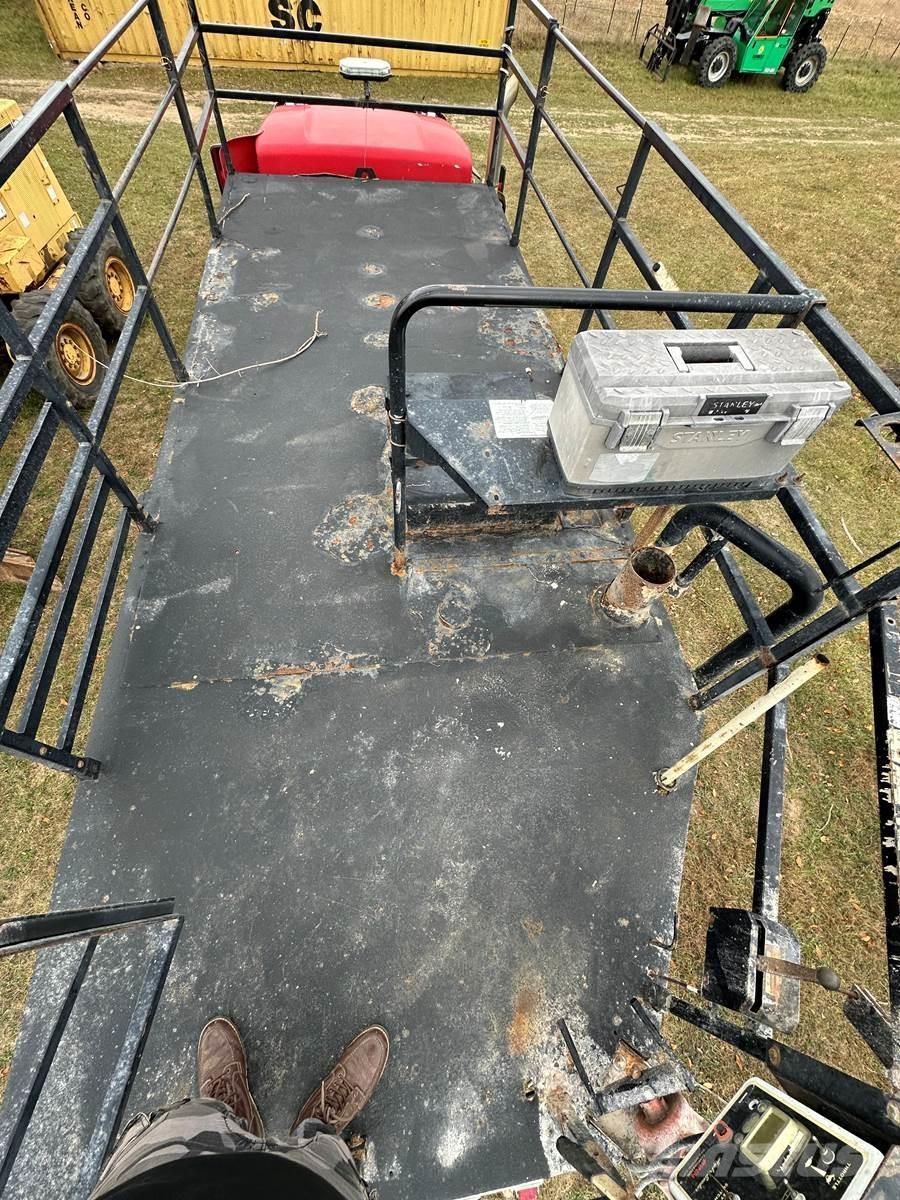 Finn T330 Receiving hoppers, blowers and elevators