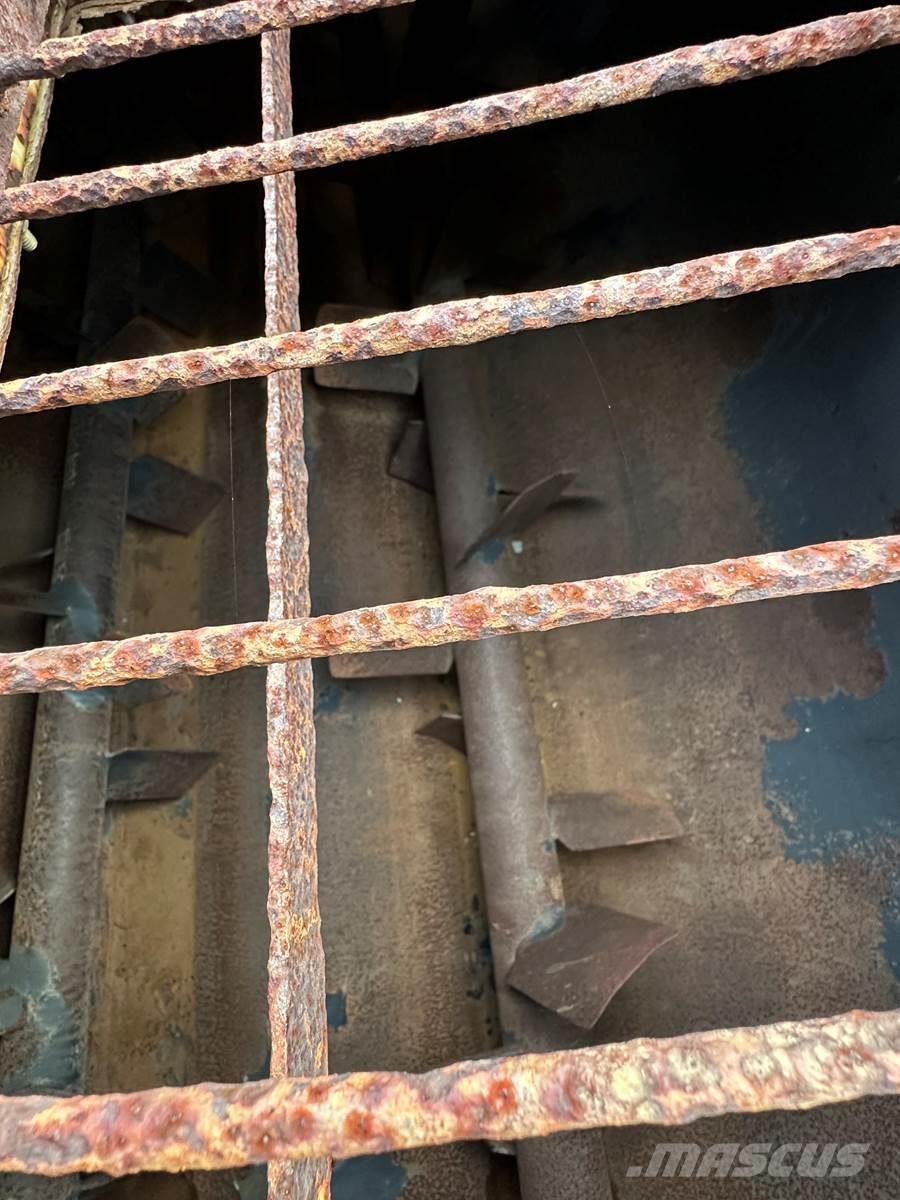 Finn T330 Receiving hoppers, blowers and elevators