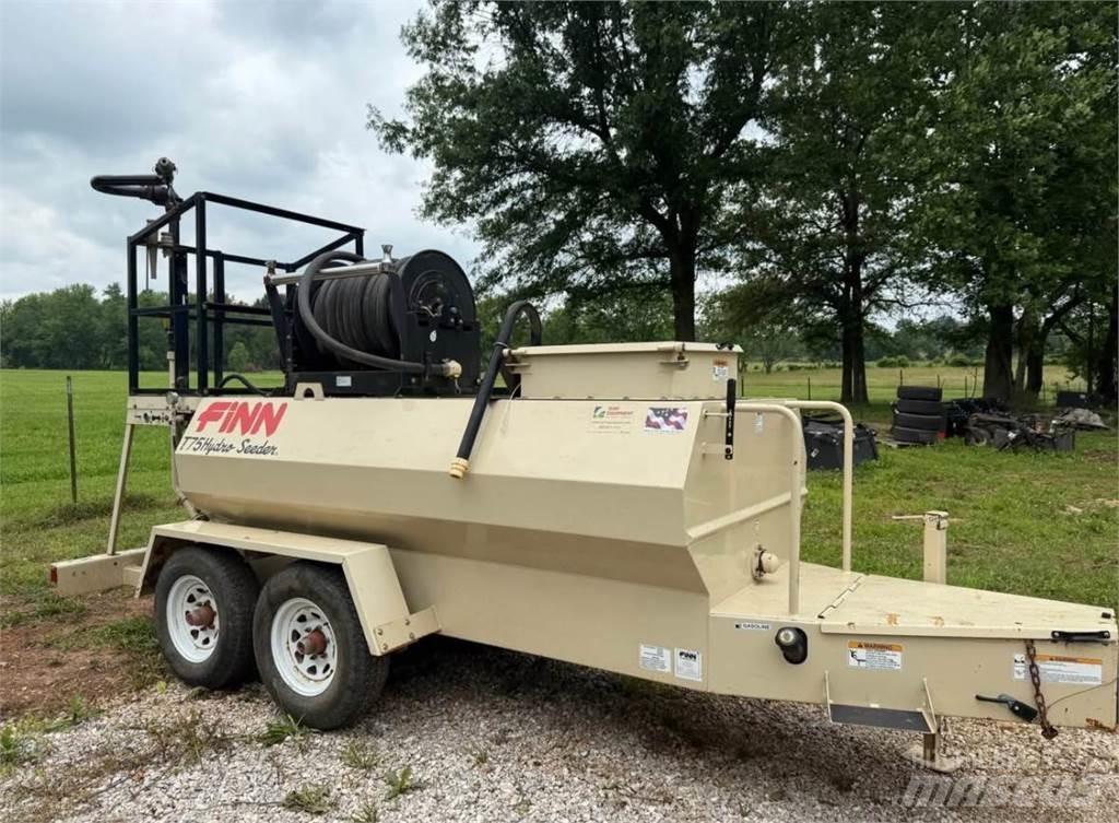 Finn T75T Receiving hoppers, blowers and elevators