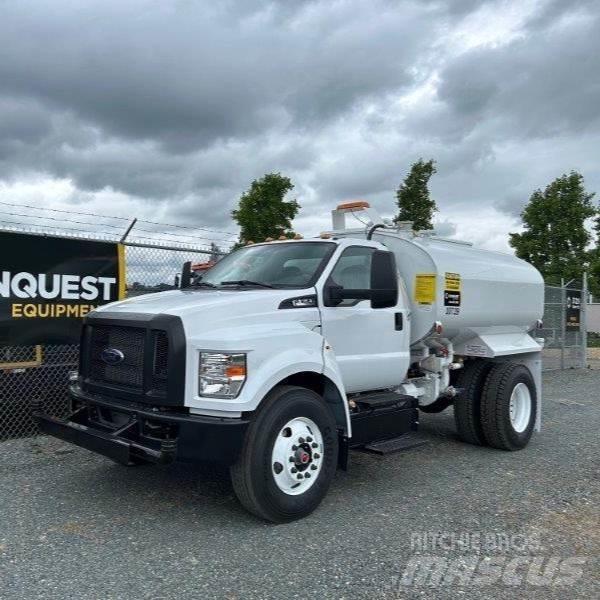 Ford F-750 Tanker trucks