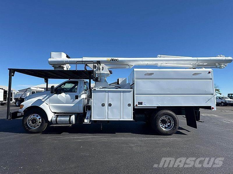 Ford F-750 Truck & Van mounted aerial platforms