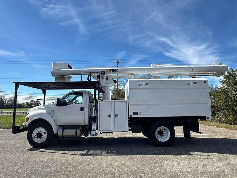 Ford F-750 Truck & Van mounted aerial platforms