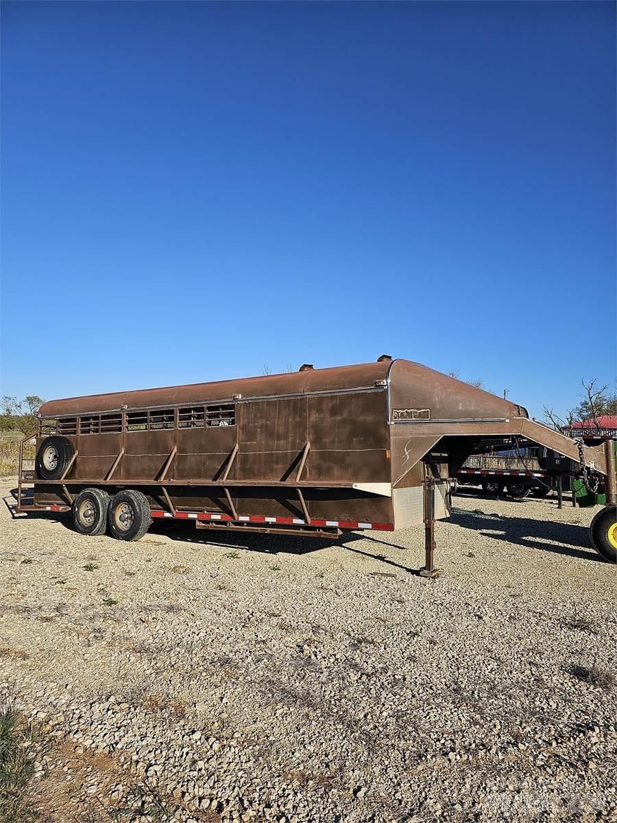  HUGHES Animal transport trailers