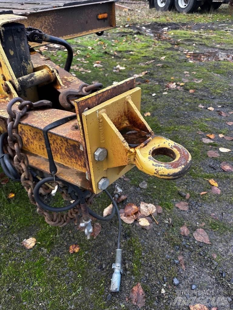 Hyster  Vehicle transport trailers
