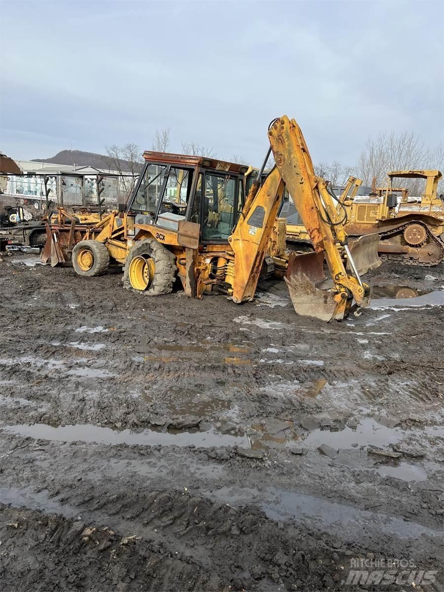 JCB 3CX Backhoe loaders
