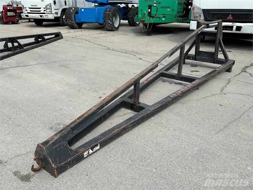 JLG 12 FT Other attachments and components