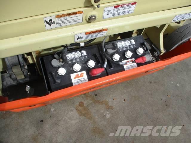 JLG 1930ES Scissor lifts