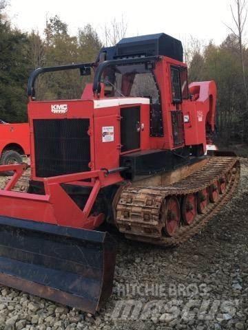 KMC 2500 Skidders