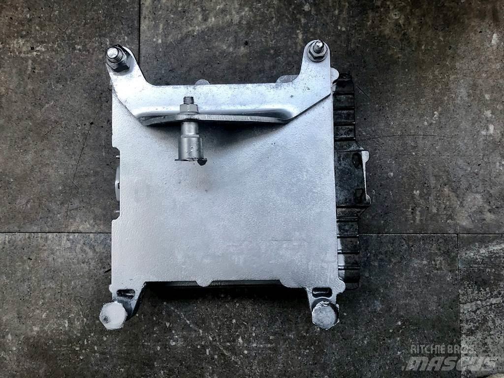 Mack E TECK Electronics