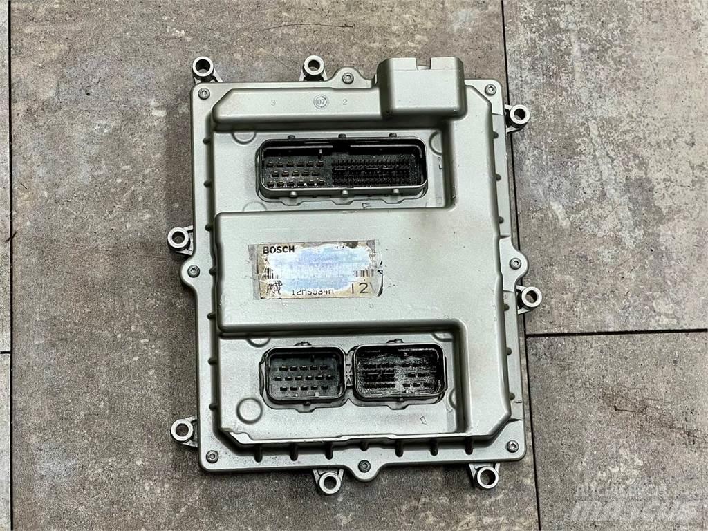 Mack E7 Electronics