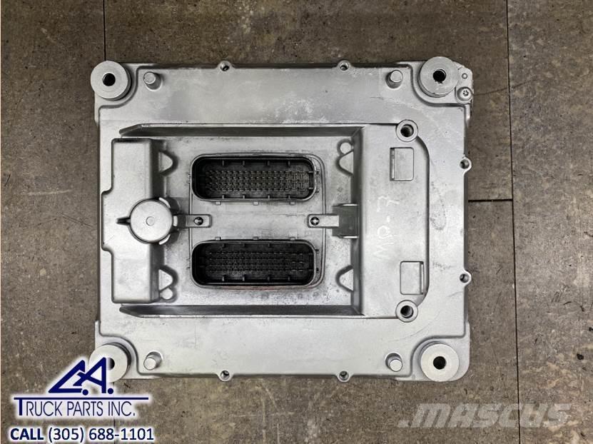 Mack MP7 Electronics