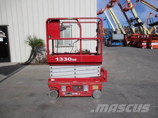 MEC 1330SE Scissor lifts