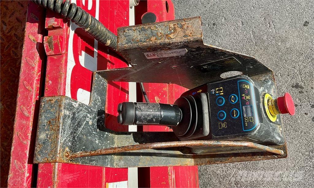 MEC 1930SE Scissor lifts