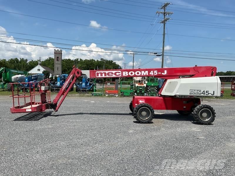 MEC 45-J Telescopic boom lifts