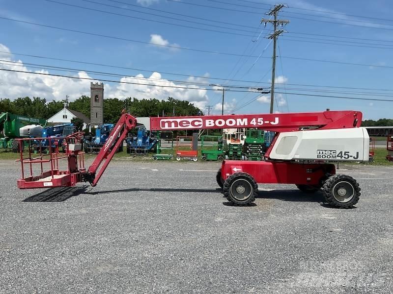 MEC 45J Telescopic boom lifts