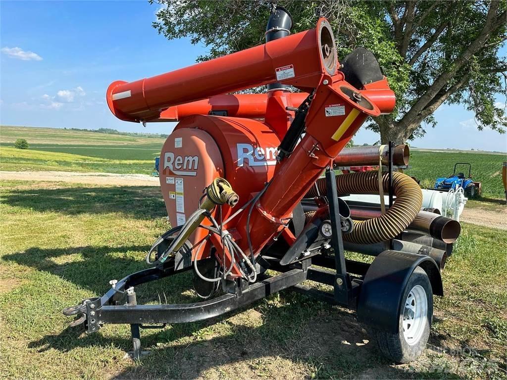 REM 2700 Grain cleaning equipment