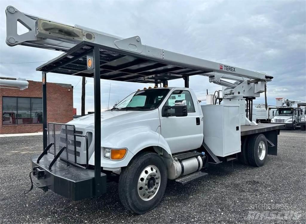 Terex XT60 Truck & Van mounted aerial platforms