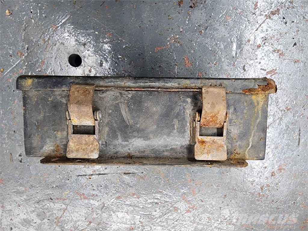  Unmarked Electronics