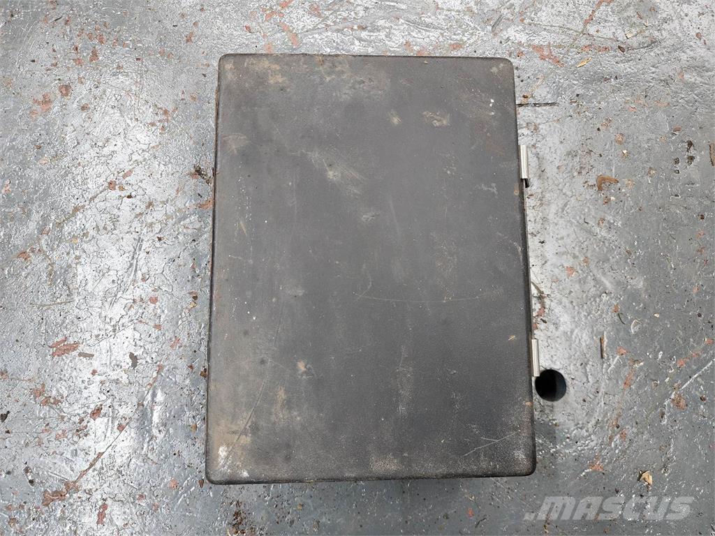  Unmarked Electronics