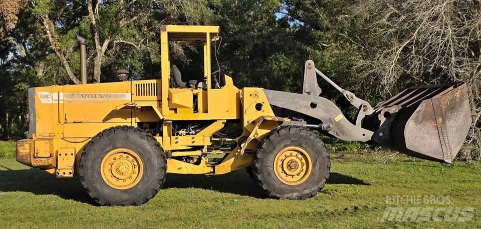 Volvo L90C Wheel loaders