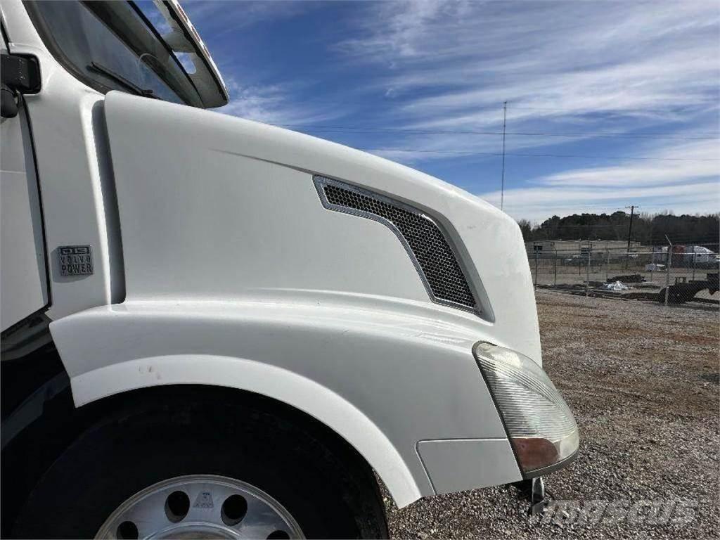 Volvo VNL Transportation - Others