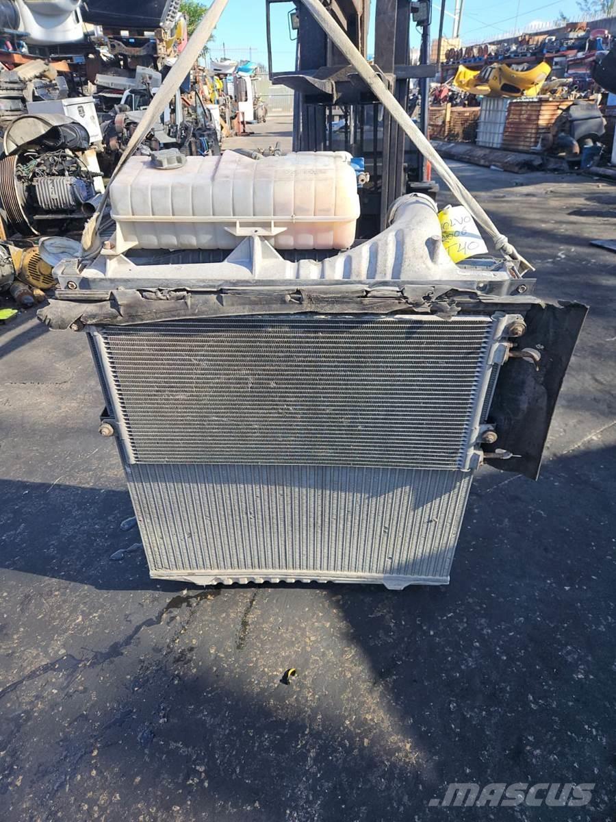 Volvo VNL Radiators