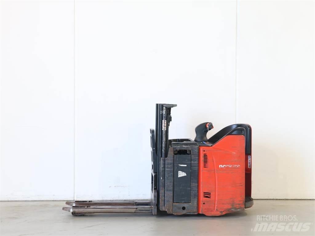 Linde D12SP/133 Pedestrian stacker