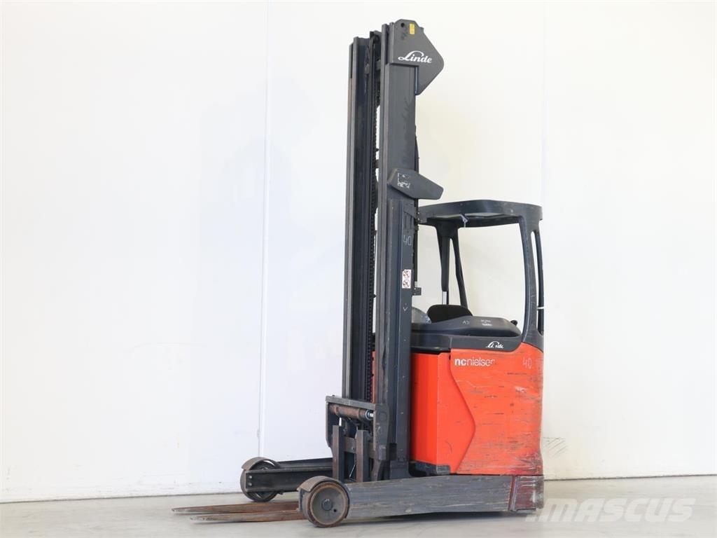 Linde R16/1120 Reach trucks