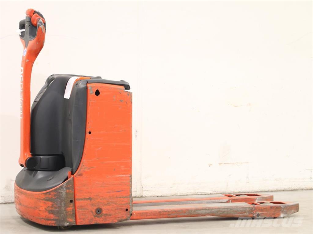 Linde T16/1152 Pedestrian stacker