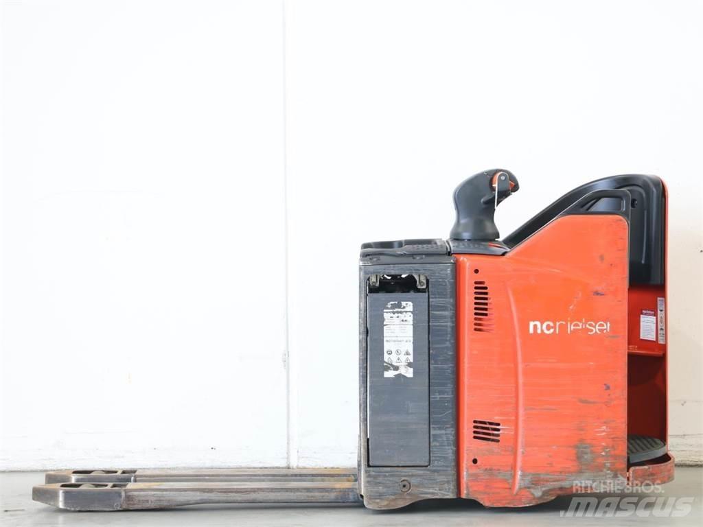 Linde T20SP/131-08 Pedestrian stacker