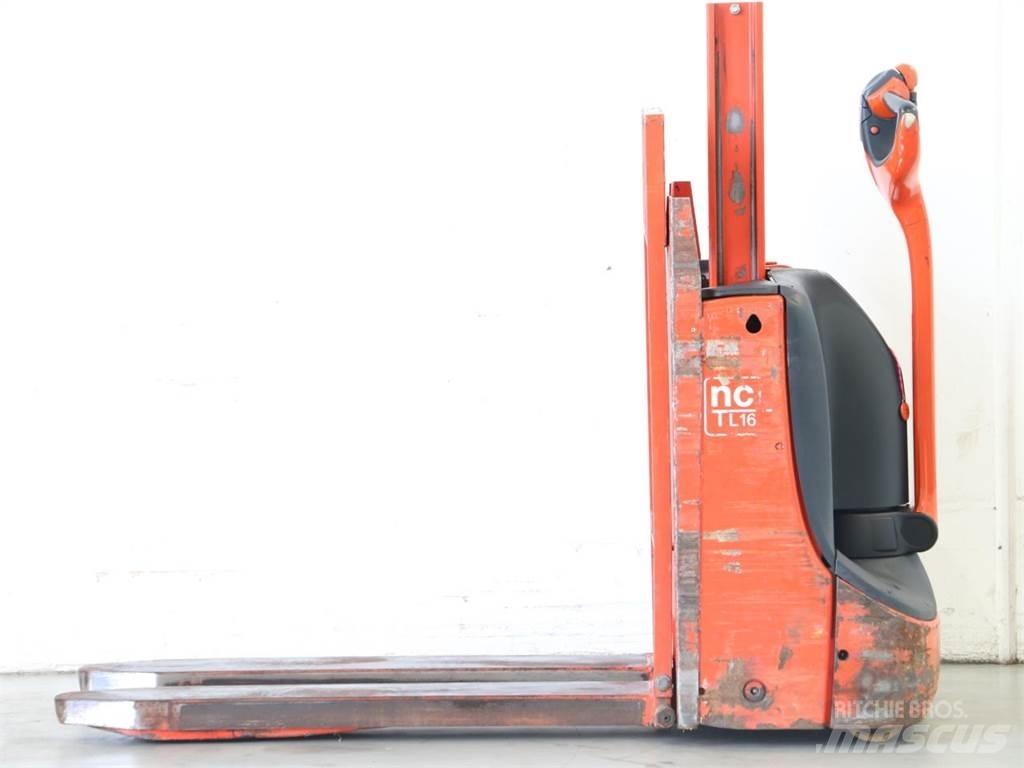 NCN TL16/1152-00 Pedestrian stacker